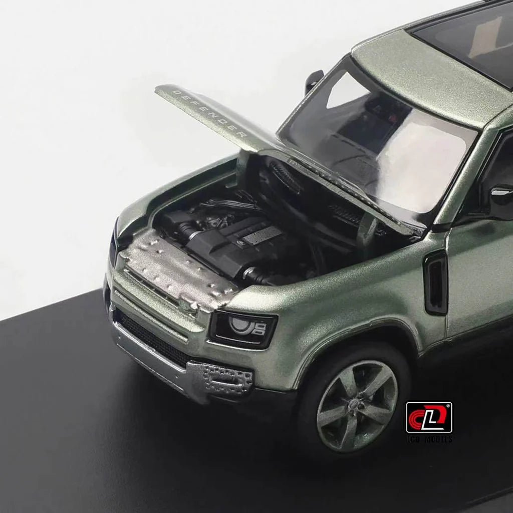 Land Rover DEFENDER 90, 1:64 Scale (Green)