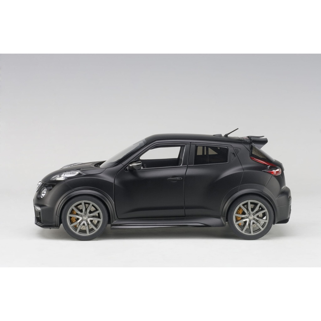 *PRE-ORDER* Nissan Juke-R, 1:64 Scale (Matte Black)