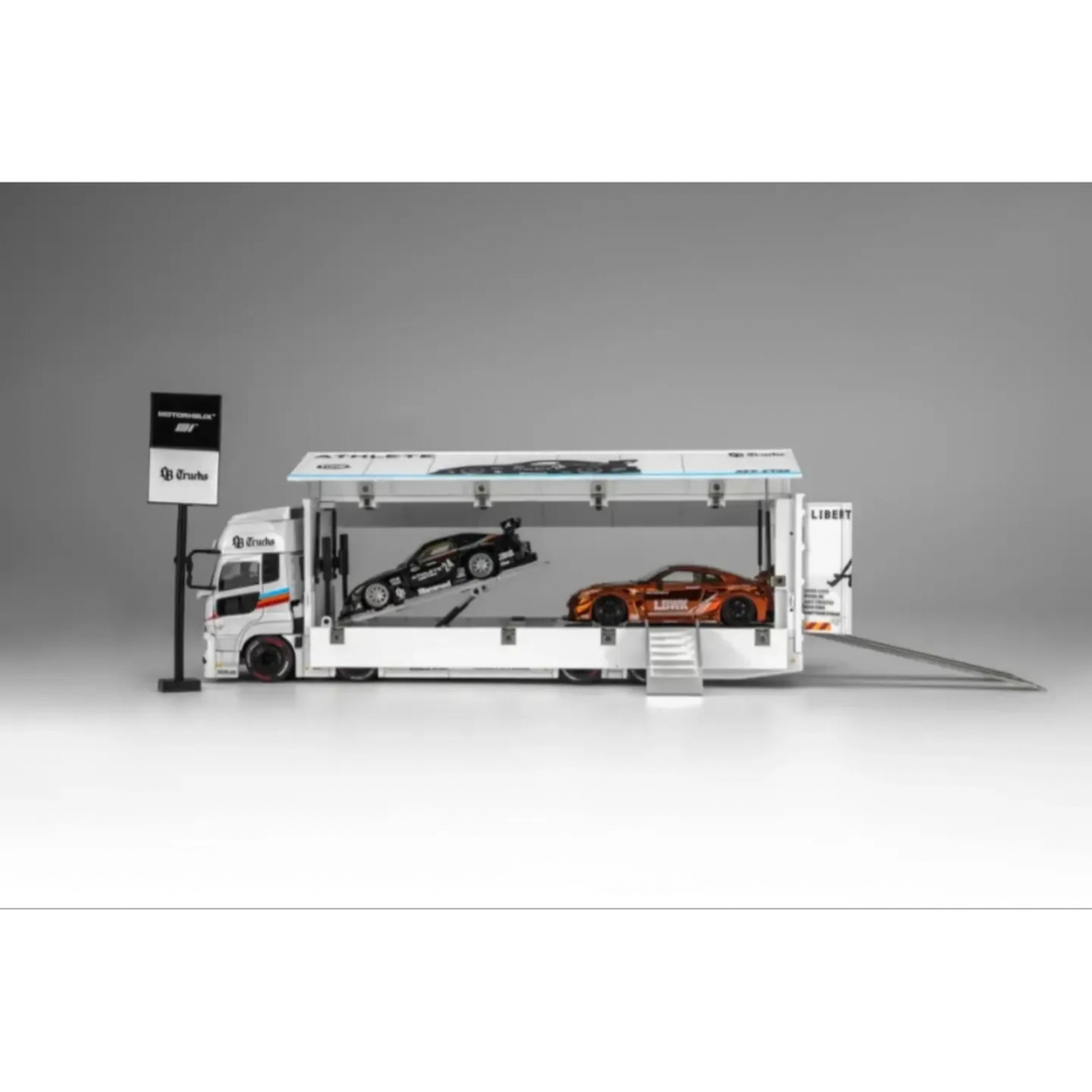 *PRE-ORDER* LB-TRUCKS UD Quon Cargo Truck (Limited to 2999pcs), 1:64 Scale (Athlete White)