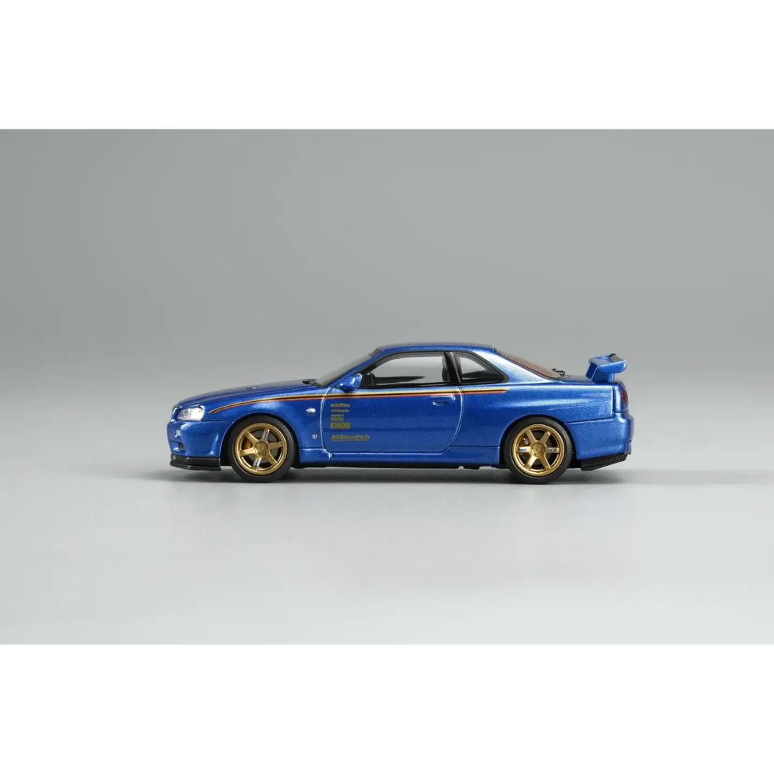 *HKTCS 2026* Nissan Skyline GT-R R34 Customized Bayside Blue (Limited to 399pcs), 1:64 Scale