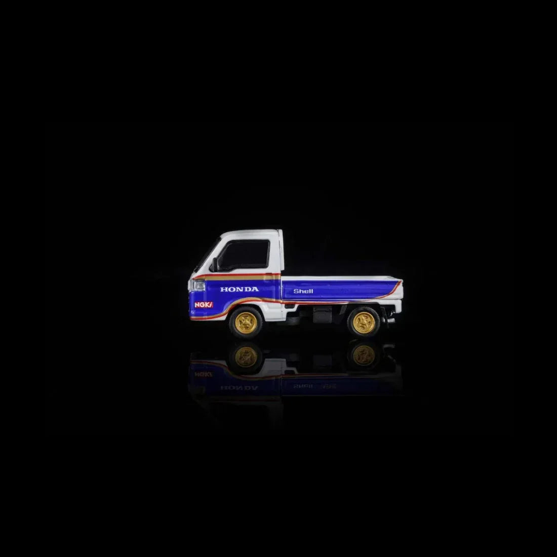 Premium scale diecast model car – *PRE-ORDER* Honda ACTY 4WD Customized Blue & White Livery with Accessories, 1:64 Scale Collectible