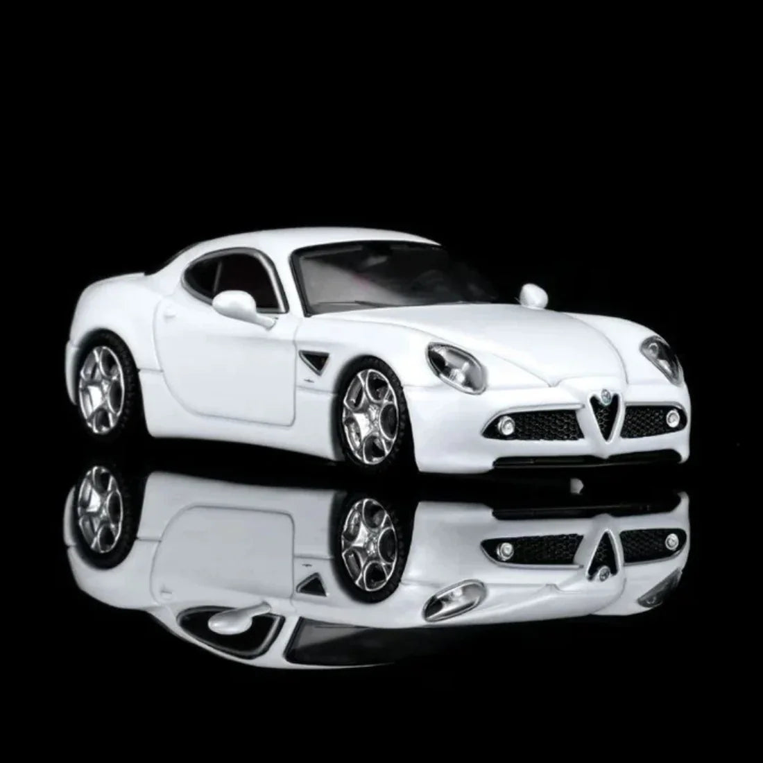 Premium scale diecast model car – *PRE-ORDER* Alfa Romeo 8C Competizione 2008 Bianco Polare, 1:64 Scale Collectible