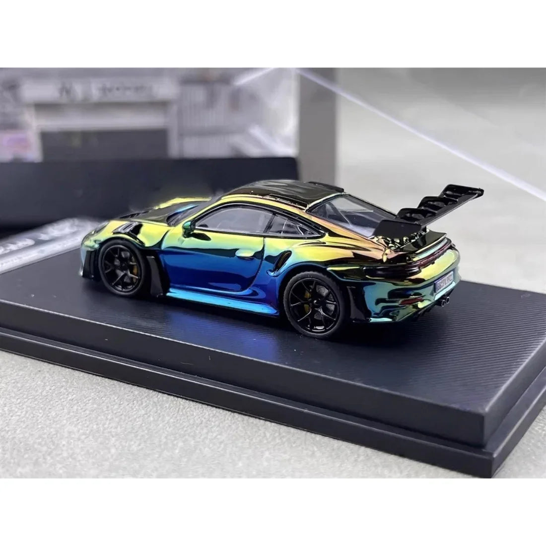 Porsche 911 GT3 RS (Limited to 499pcs), 1:64 Scale (Chrome Multicolor)