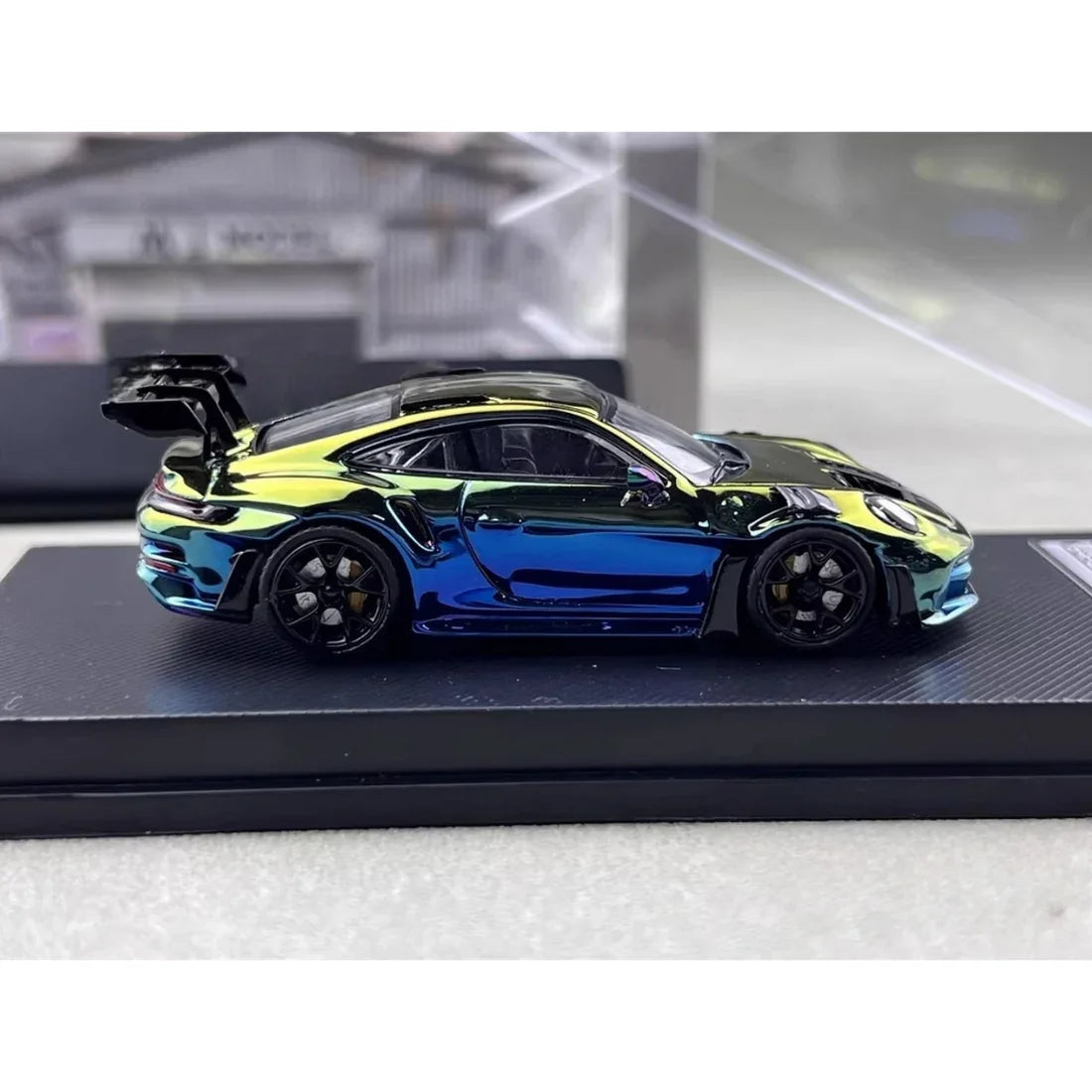 Porsche 911 GT3 RS (Limited to 499pcs), 1:64 Scale (Chrome Multicolor)