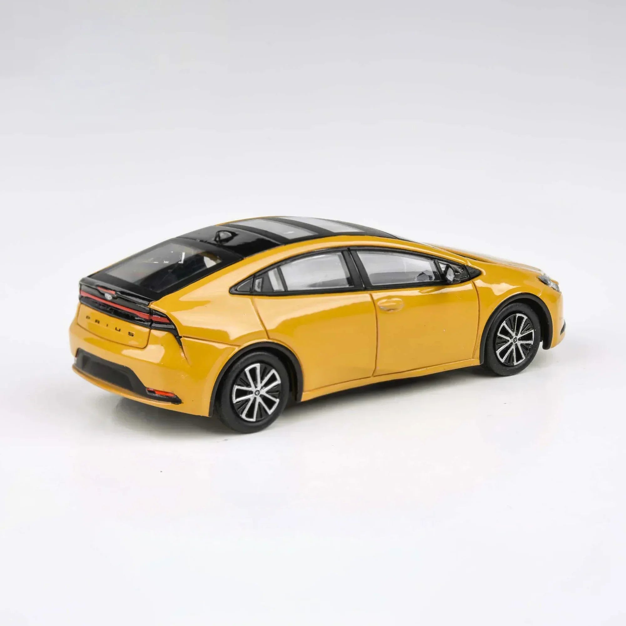 Premium scale diecast model car – Toyota Prius Maximum LHD 2023, 1:64 Scale (Yellow) Collectible