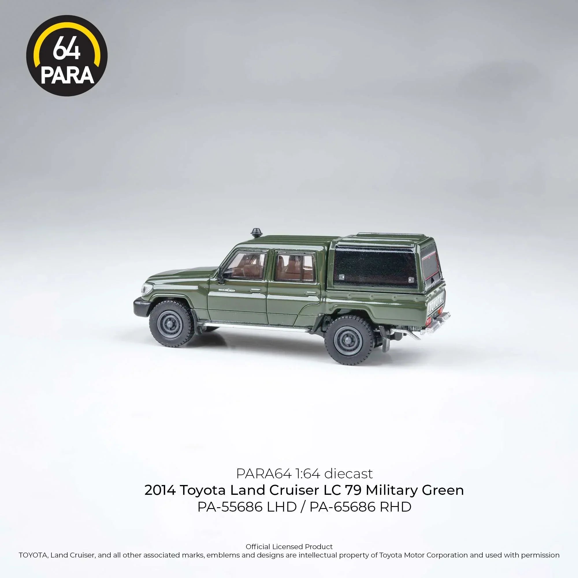 Premium scale diecast model car – Toyota Land Cruiser LC79 2014, 1:64 Scale (Green) Collectible