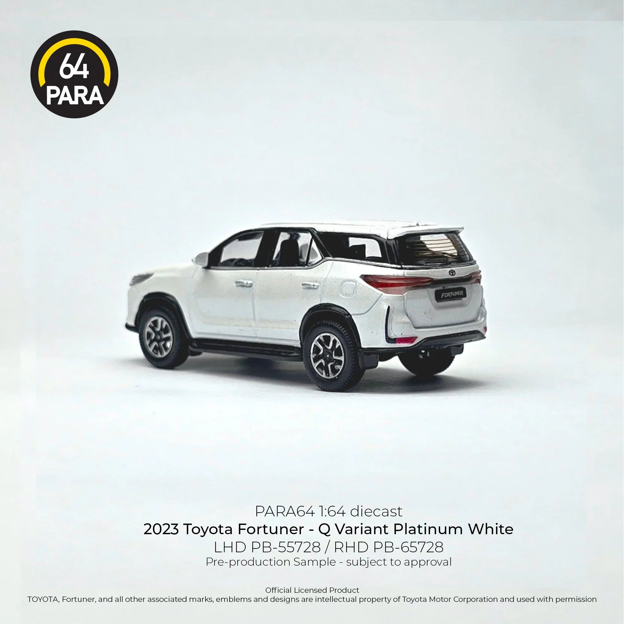 Premium scale diecast model car – *PRE-ORDER* Toyota Fortuner - Q Variant Platinum 2023 (White) Collectible