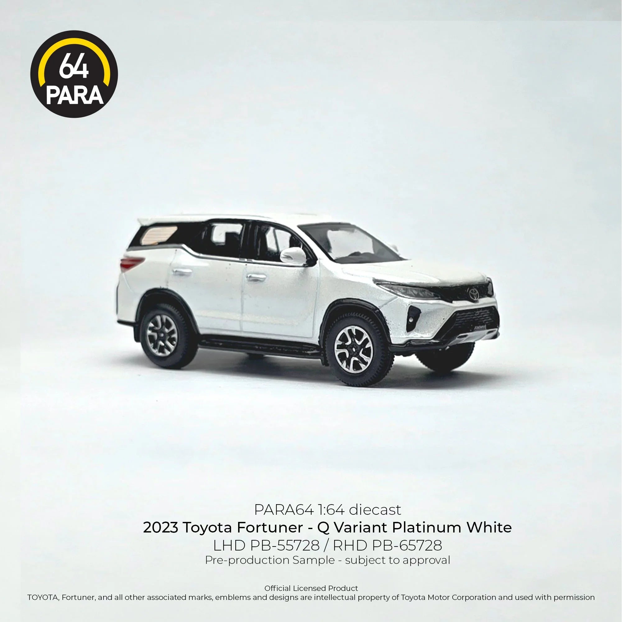 Premium scale diecast model car – *PRE-ORDER* Toyota Fortuner - Q Variant Platinum 2023 (White) Collectible