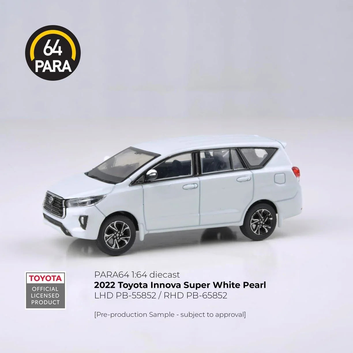 Premium scale diecast model car – Toyota Innova 2022, 1:64 Scale (Super White Pearl) Collectible