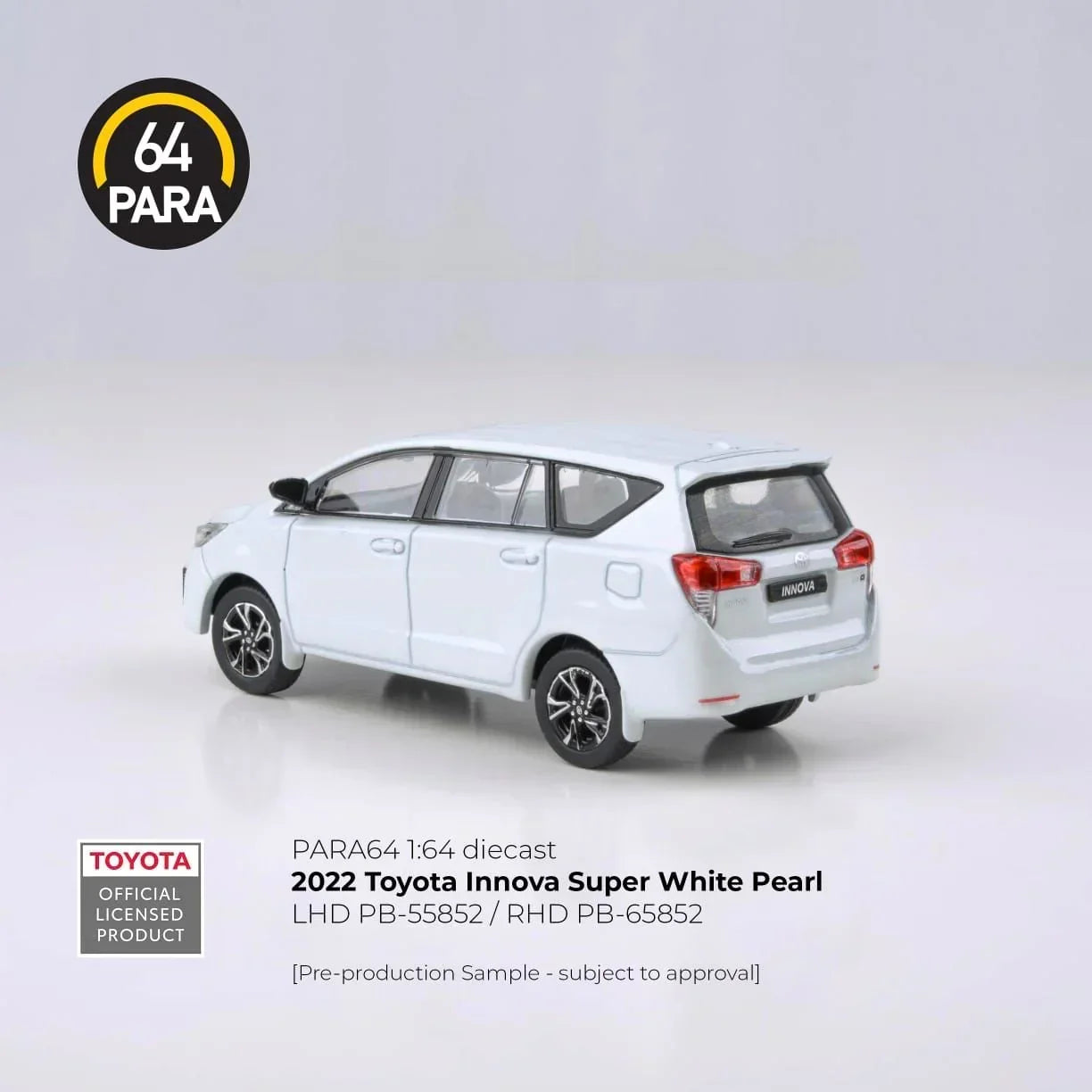 Premium scale diecast model car – Toyota Innova 2022, 1:64 Scale (Super White Pearl) Collectible