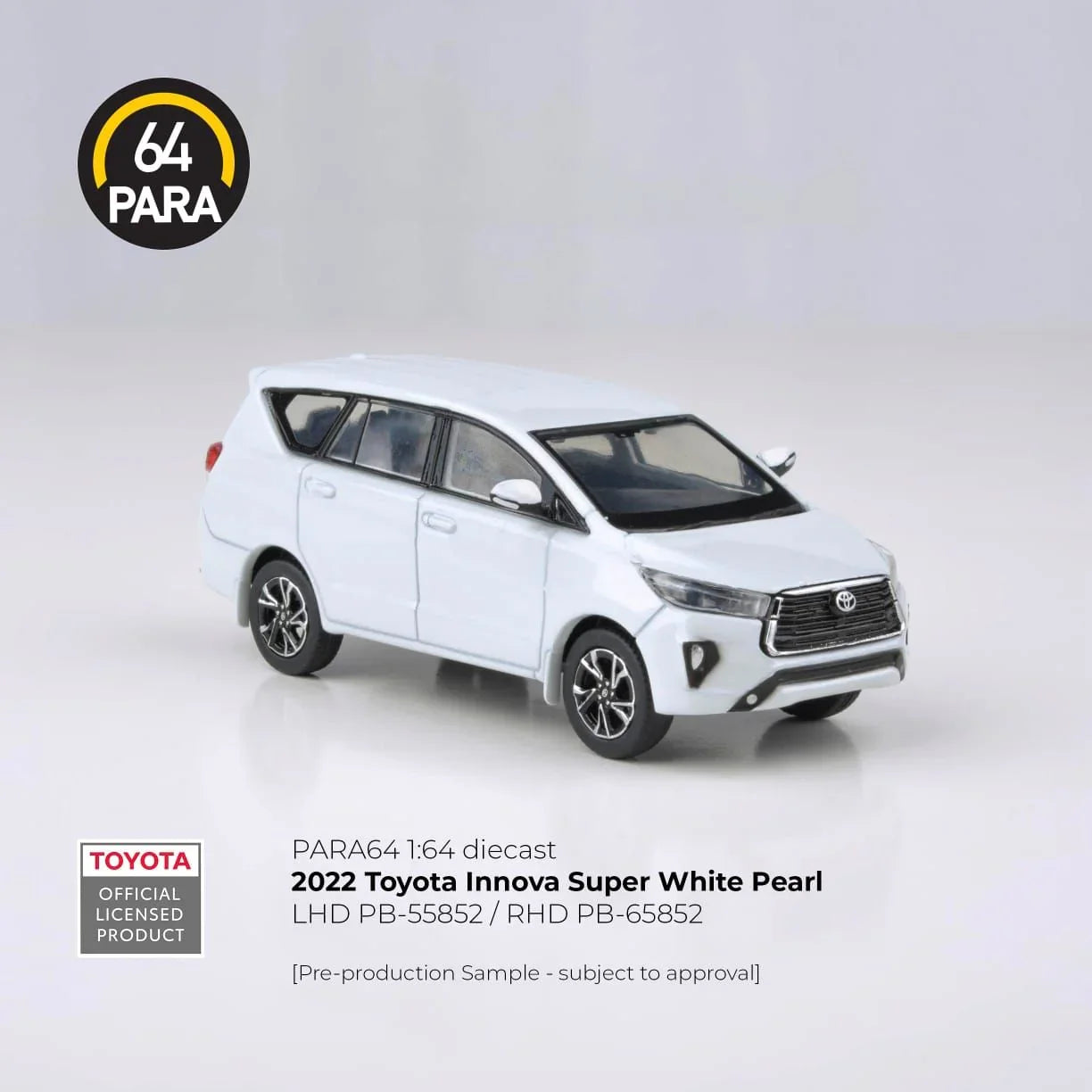 Premium scale diecast model car – Toyota Innova 2022, 1:64 Scale (Super White Pearl) Collectible