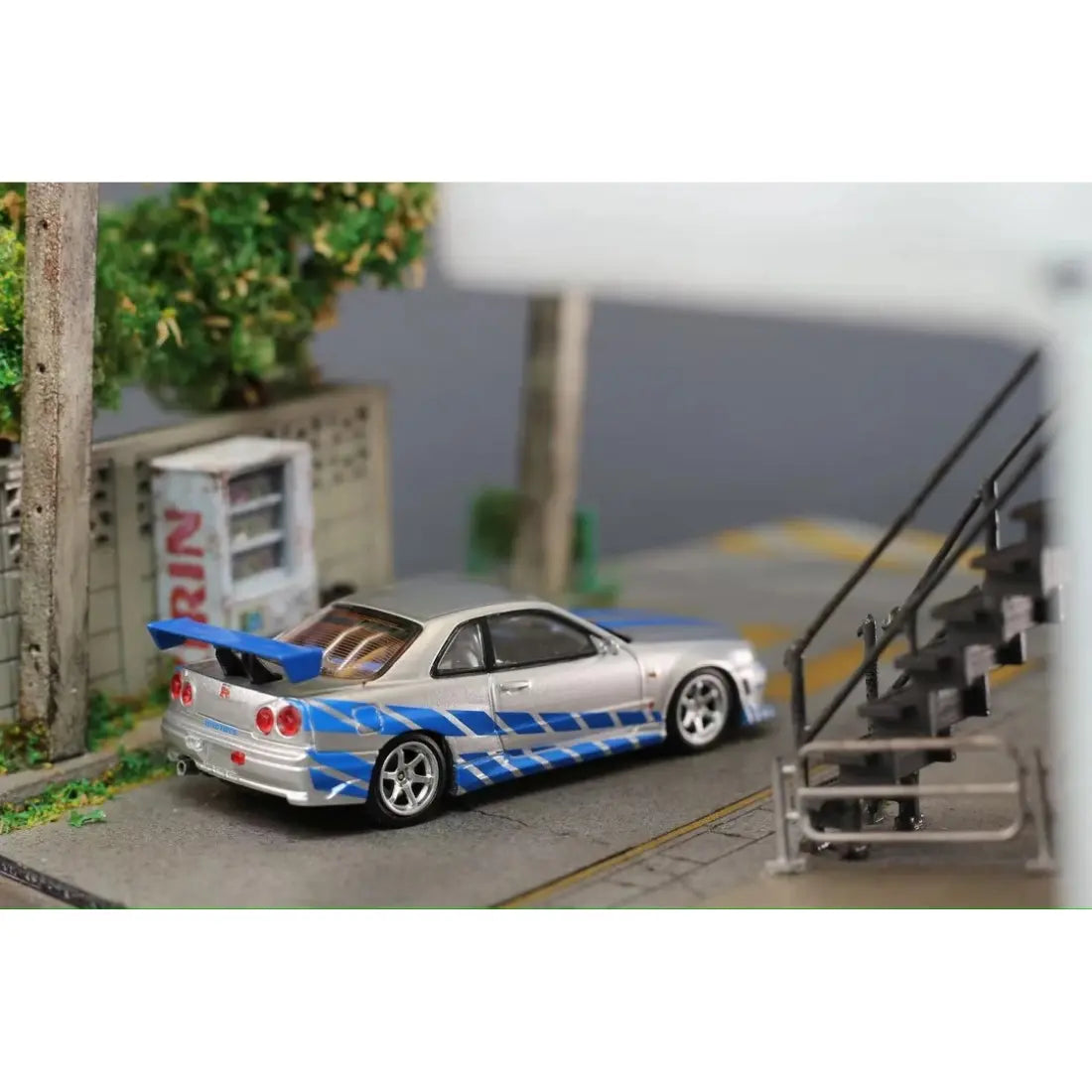 *PRE-ORDER* Nissan Skyline GT-R R34 Silver Blue Livery, 1:64 Scale