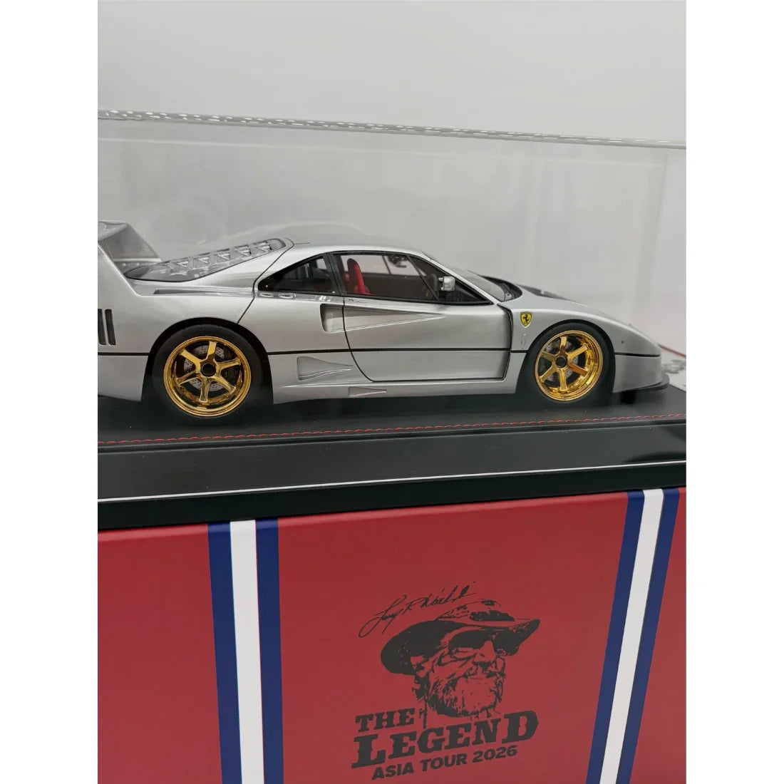 International Diecast Show The legend Asia Tour Ferrari F40 Resin (Limited to 30) 2026, 1:18 Scale (Silver)