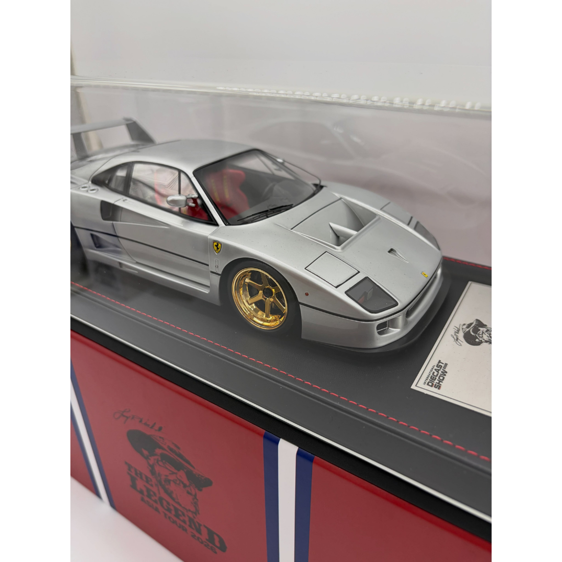 International Diecast Show The legend Asia Tour Ferrari F40 Resin (Limited to 30) 2026, 1:18 Scale (Silver)
