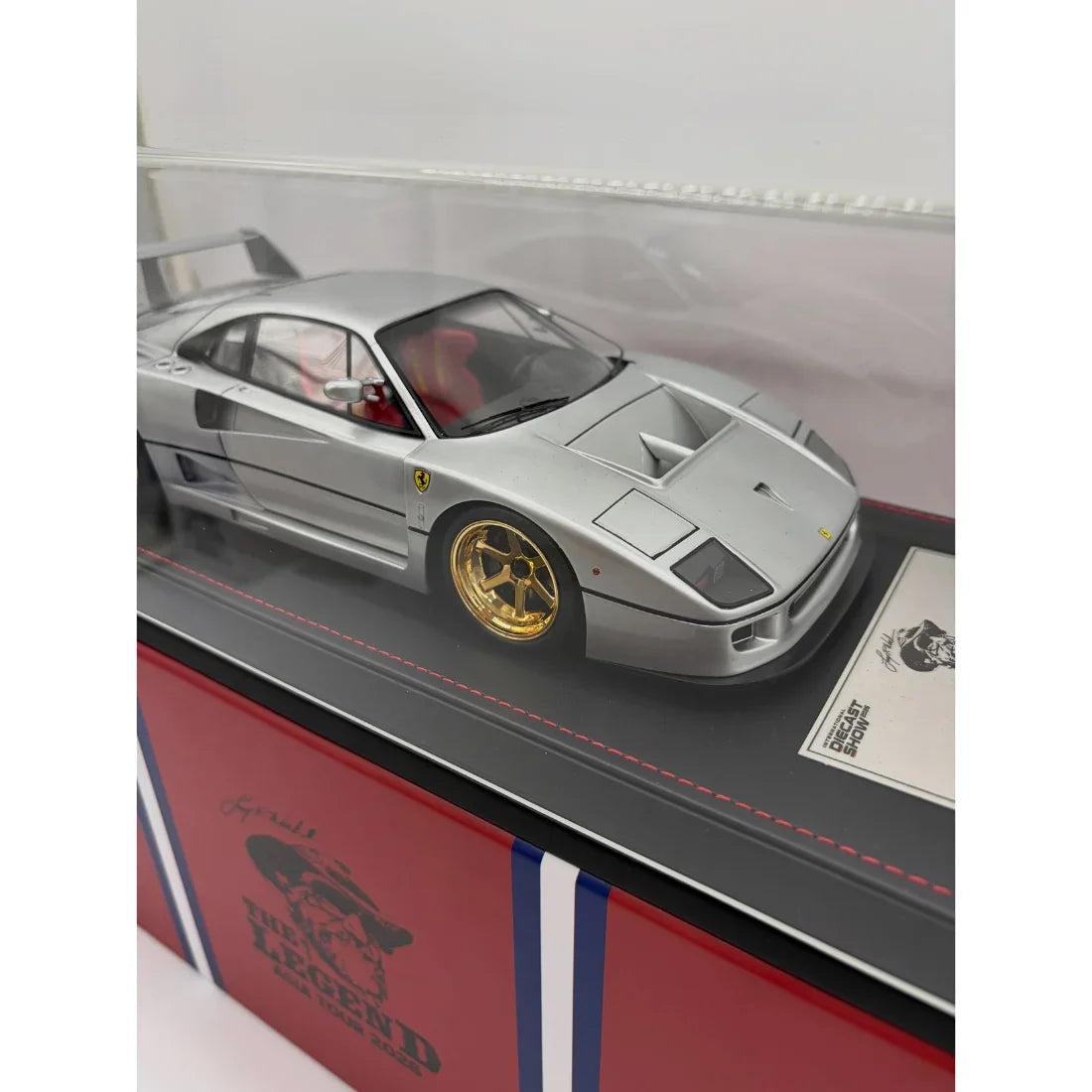 International Diecast Show The legend Asia Tour Ferrari F40 Resin (Limited to 30) 2026, 1:18 Scale (Silver)
