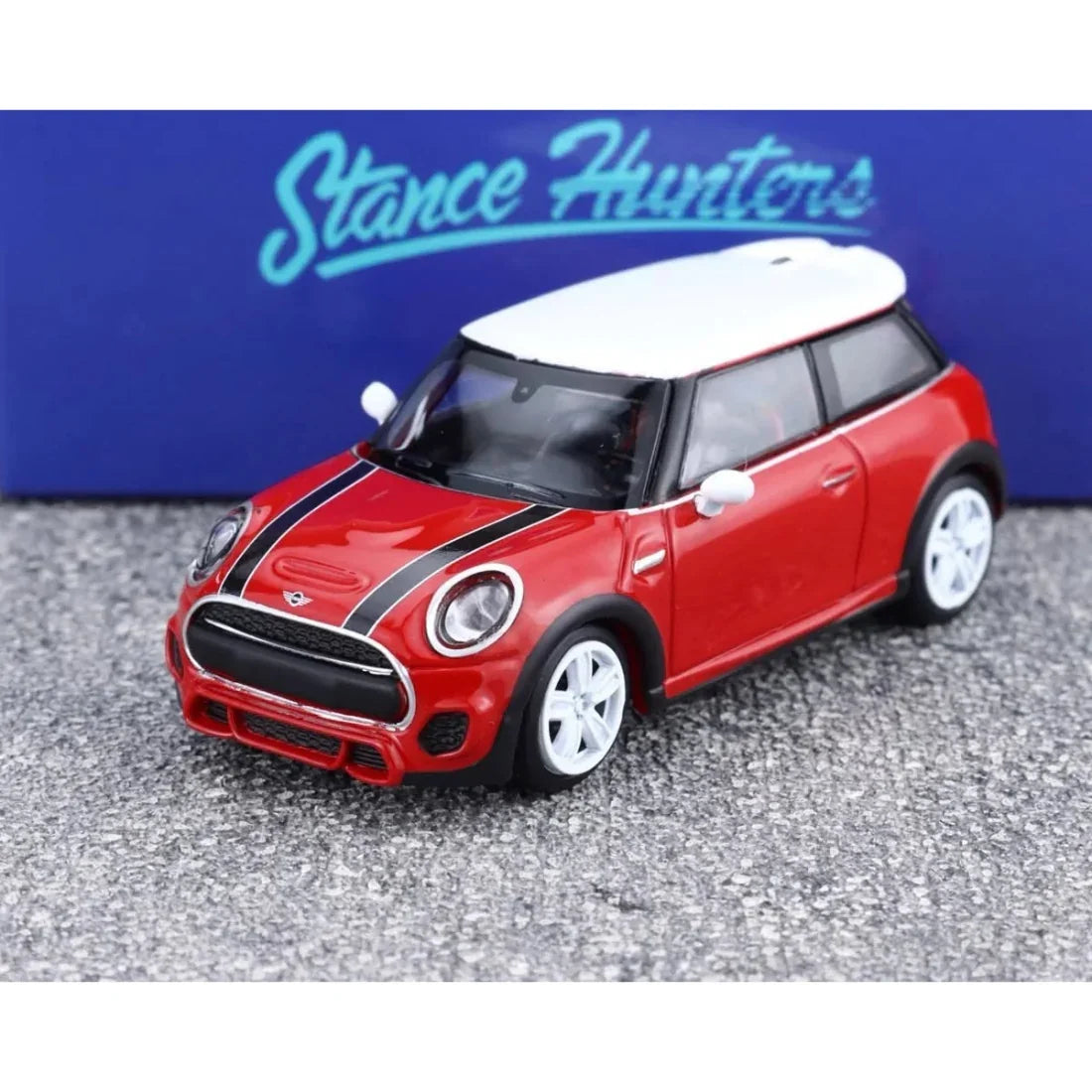 Mini Cooper Red with White Roof Top, 1:64 Scale