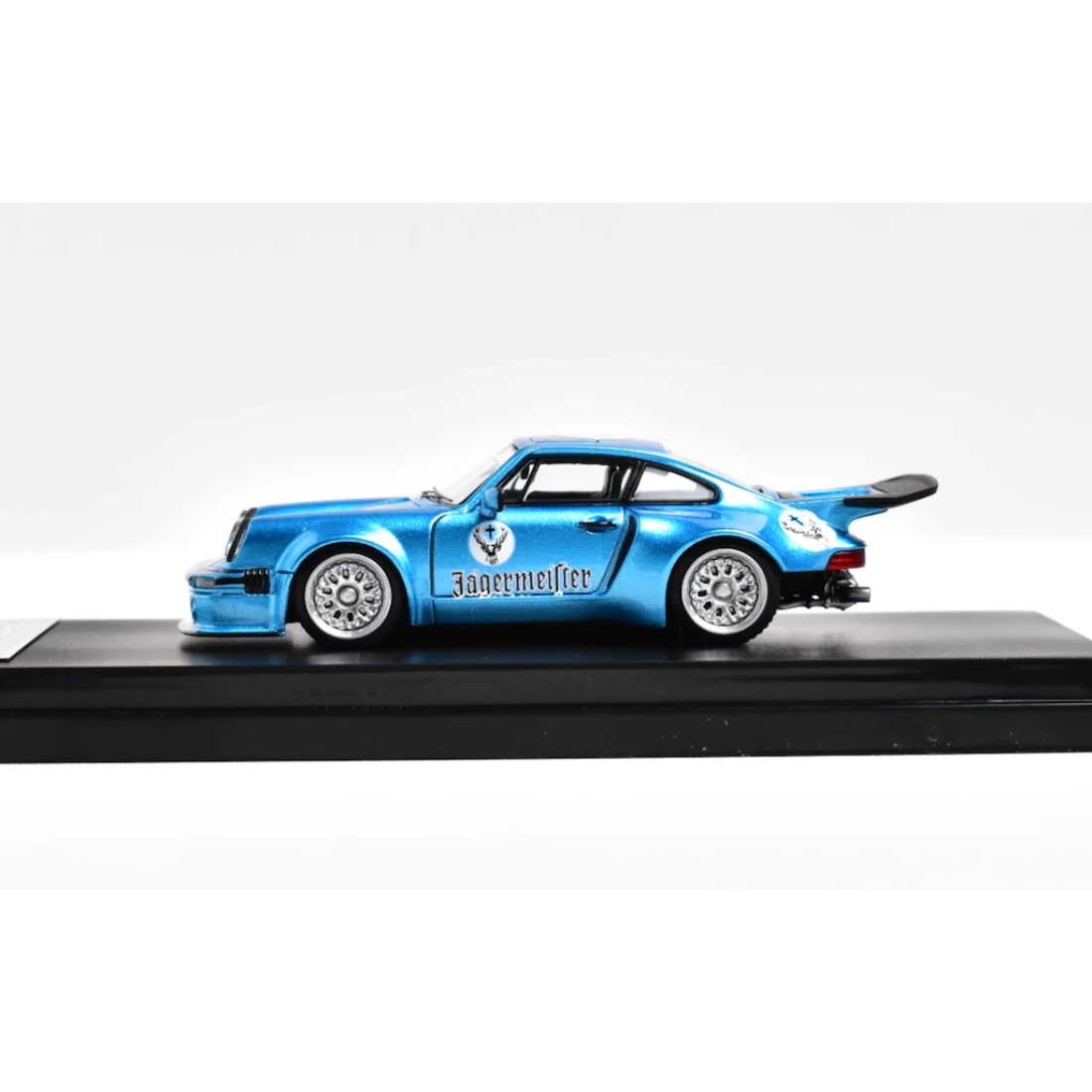 Porsche Carrera RSR 3.0 / KS-R 911 (Limited to 999pcs), 1:64 Scale