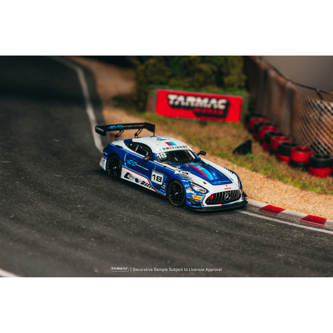 *PRE-ORDER* Mercedes-AMG GT3 British GT Championship 2026 Kevin Tse / Ben Green Model Car + Trading Cards Combo Set, 1:64 Scale