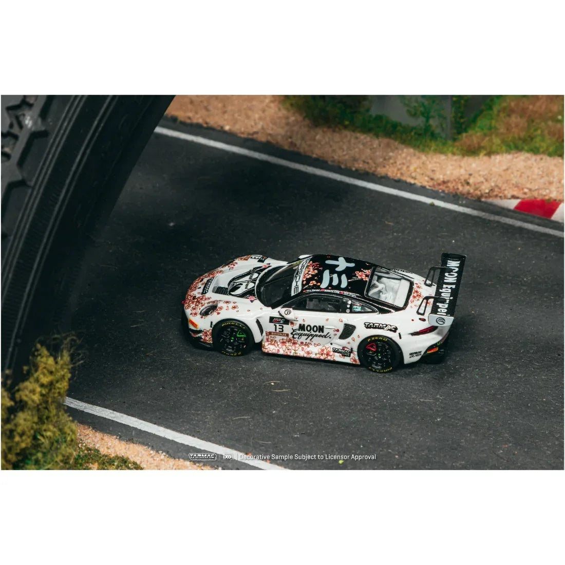 Premium scale diecast model car – *PRE-ORDER* Porsche 911 GT3 R Suzuka 1000km Intercontinental GT Challenge Phantom Global Racing Sun Jingzu / Adderly Fong / Nico Menzel 2025 Collectible