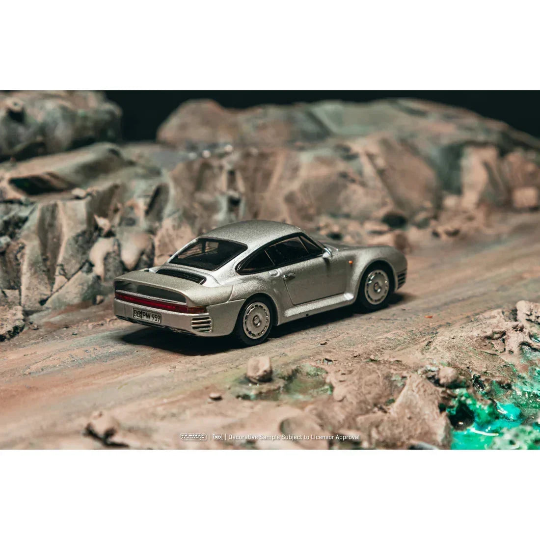 Premium scale diecast model car – *PRE-ORDER* Porsche 959 Chance of Chase Car, 1:64 Scale (Silver) Collectible