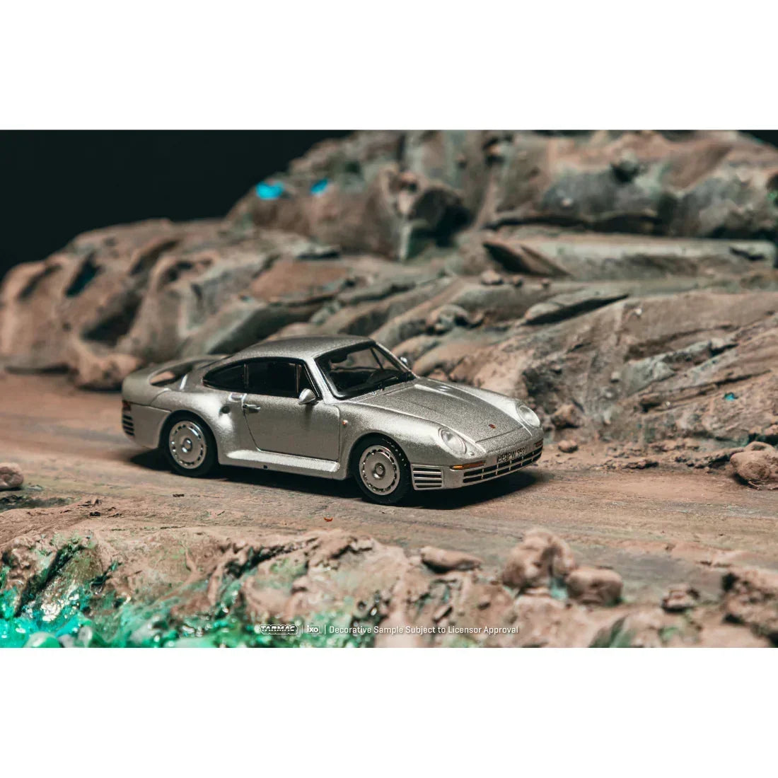 Premium scale diecast model car – *PRE-ORDER* Porsche 959 Chance of Chase Car, 1:64 Scale (Silver) Collectible