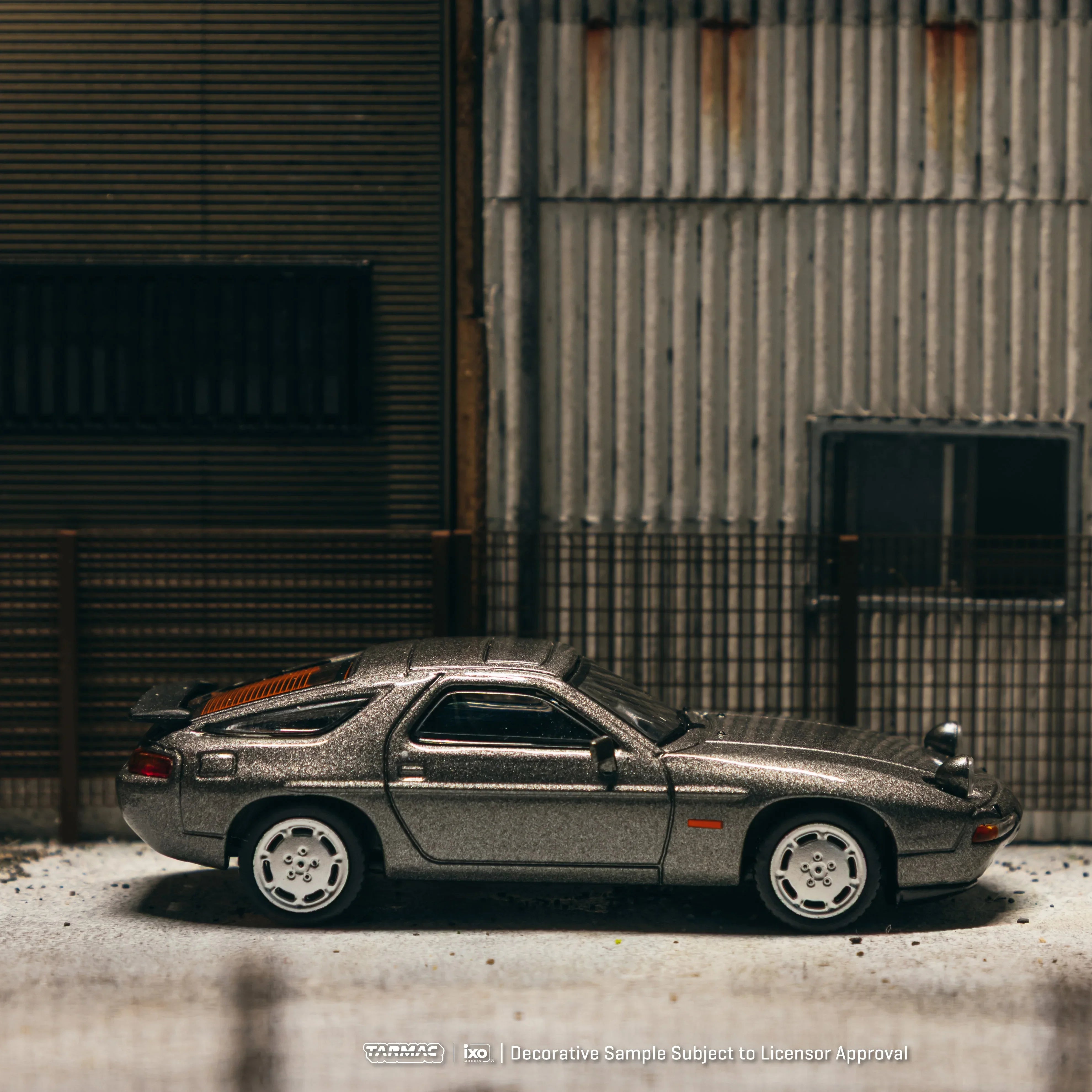 Premium scale diecast model car – *PRE-ORDER* Porsche 928 S4 Grey Metallic (Chance of Chase Car), 1:64 Scale Collectible