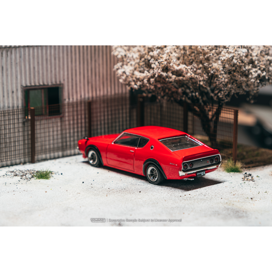 *PRE-ORDER* Nissan Skyline 2000GT-R (KPGC110) (Chance of Chase Car), 1:64 Scale (Red)