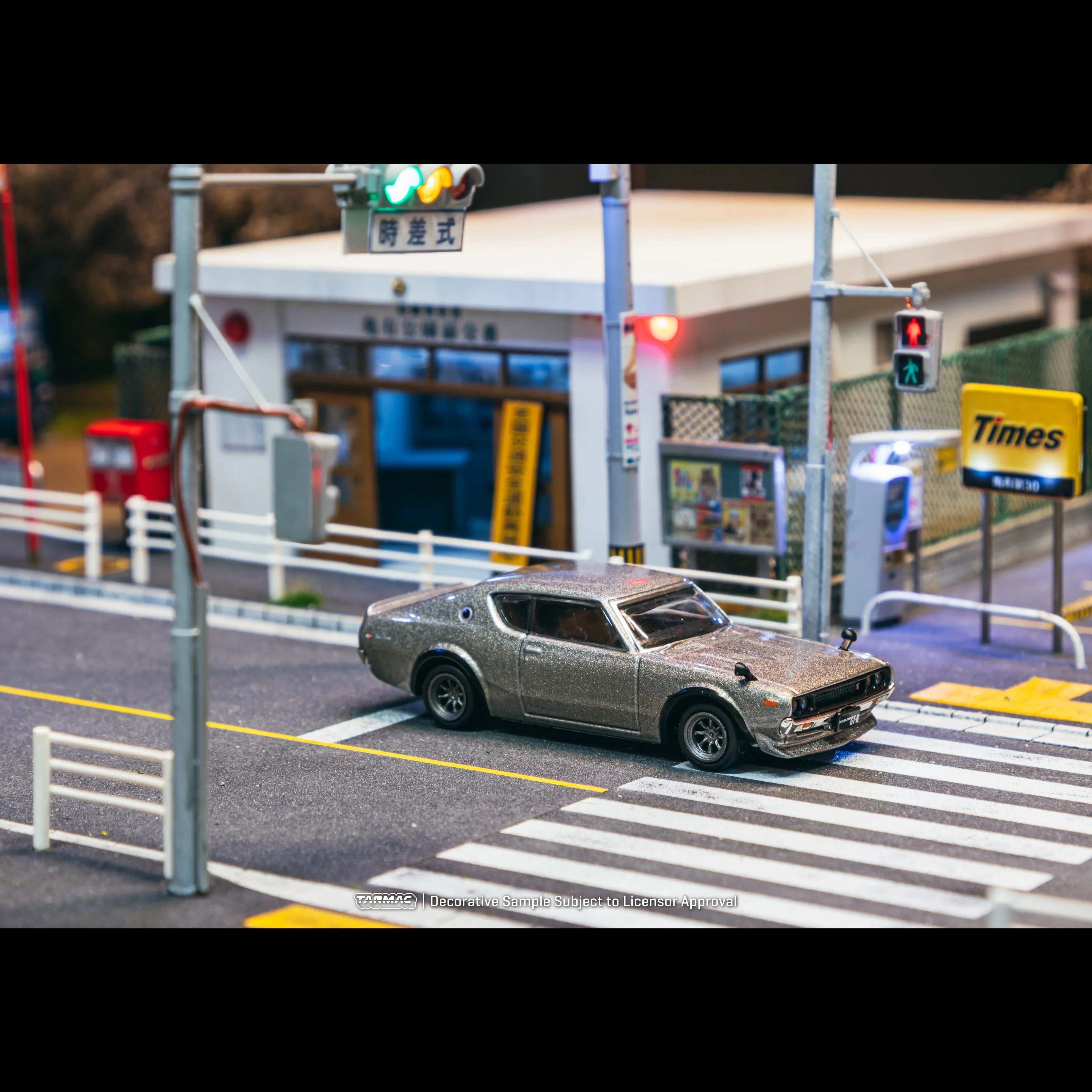 Premium scale diecast model car – *PRE-ORDER* Nissan Skyline 2000GT-R (KPGC110) Silver (Chance of Chase Car), 1:64 Scale Collectible