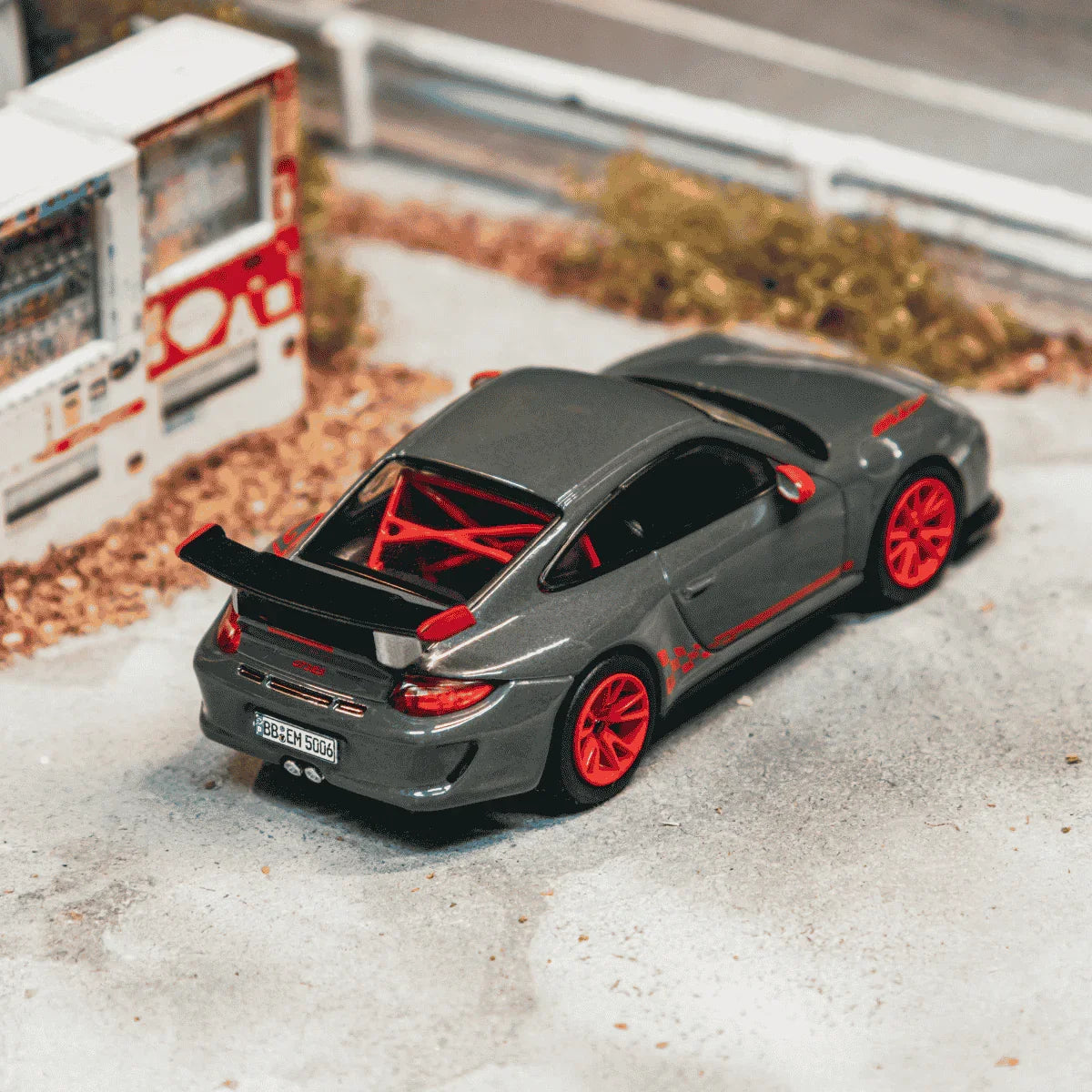 *PRE-ORDER* X iXO Models Porsche 911 GT3 RS (997.2) Chance of Chase Car, 1:64 Scale (Grey)