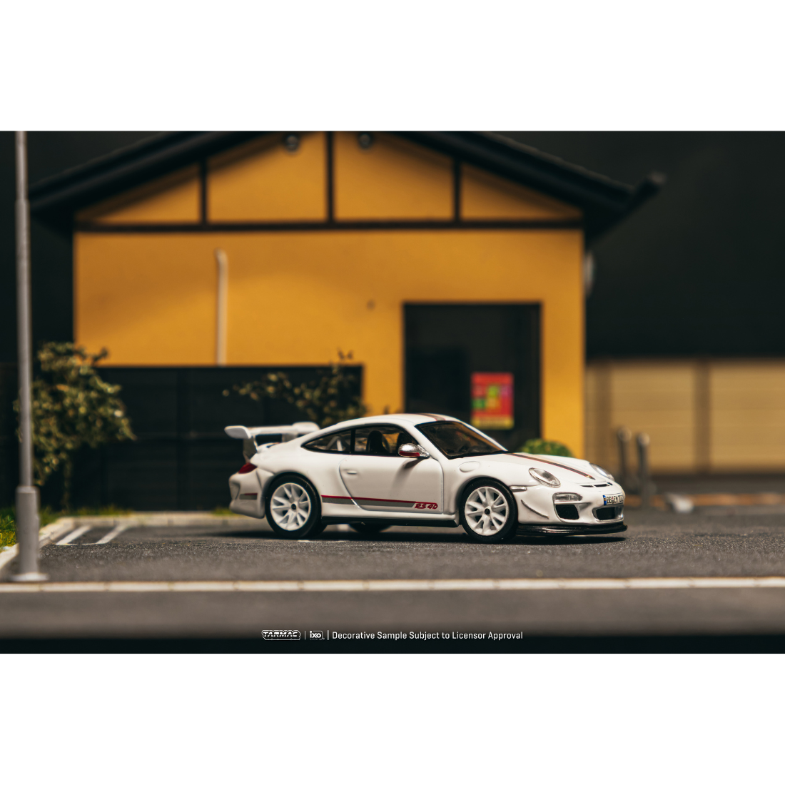 *PRE-ORDER* Porsche 911 GT3 RS 4.0 (997.2) Chance of Chase Car, 1:64 Scale (White)