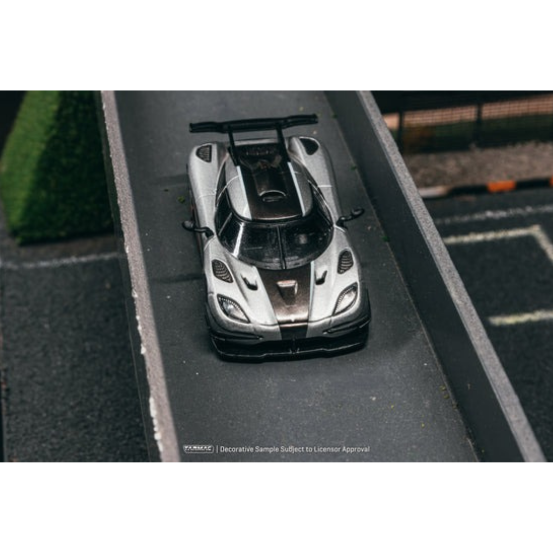 *PRE-ORDER* Koenigsegg One:1, KNC, 1:64 Scale