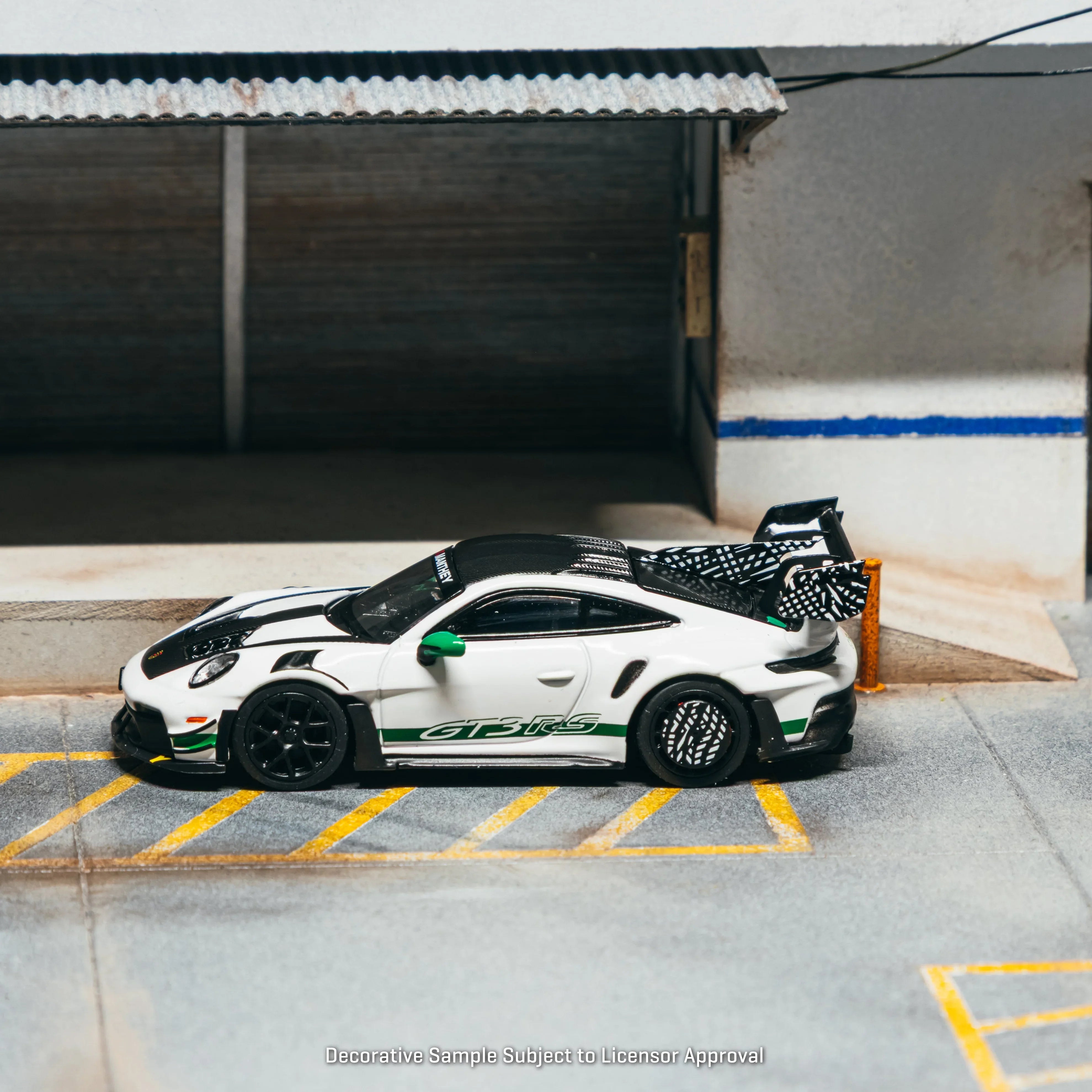 Premium scale diecast model car – *PRE-ORDER* Porsche GT3RS(992.1) MR, 1:64 Scale (White Green) Collectible