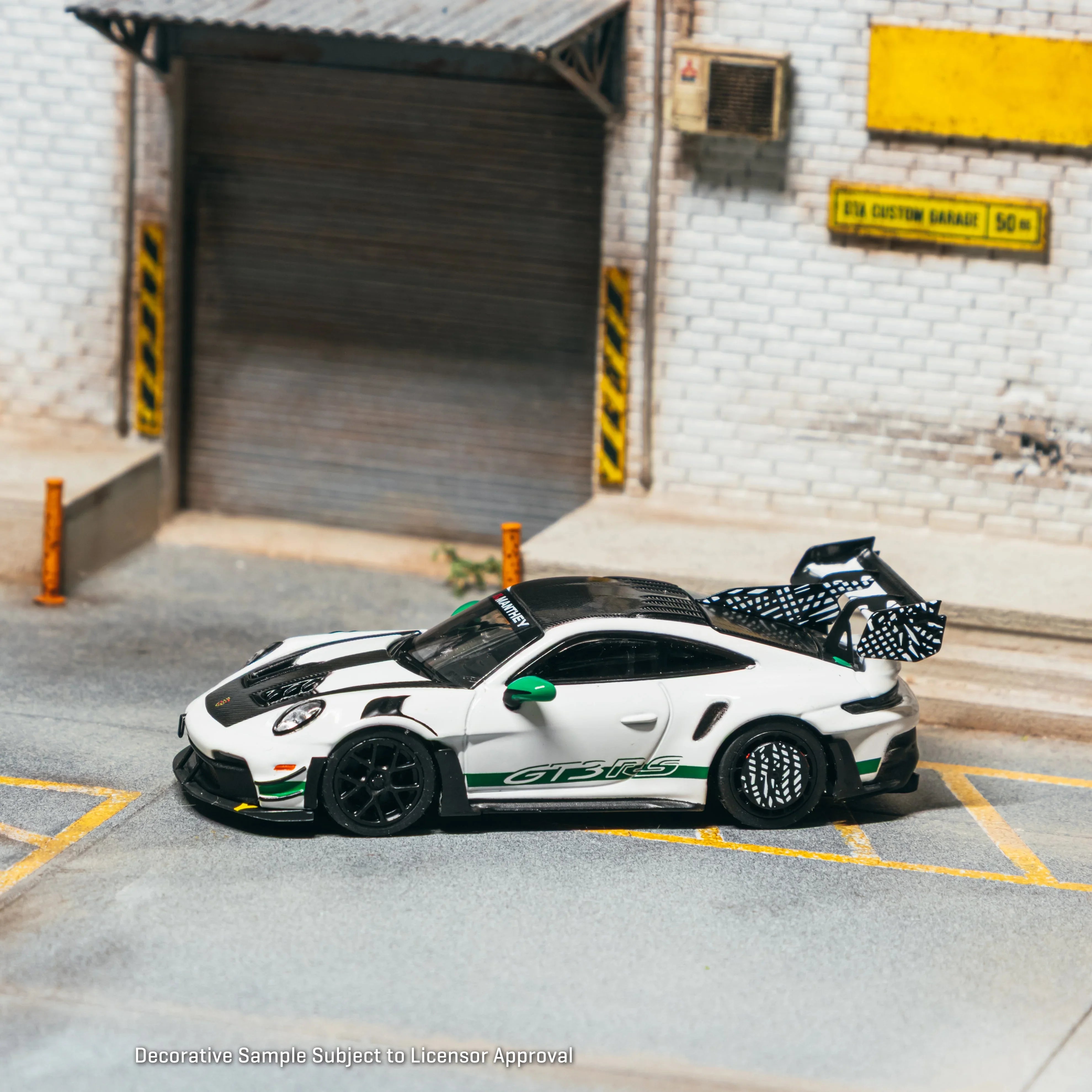 Premium scale diecast model car – *PRE-ORDER* Porsche GT3RS(992.1) MR, 1:64 Scale (White Green) Collectible