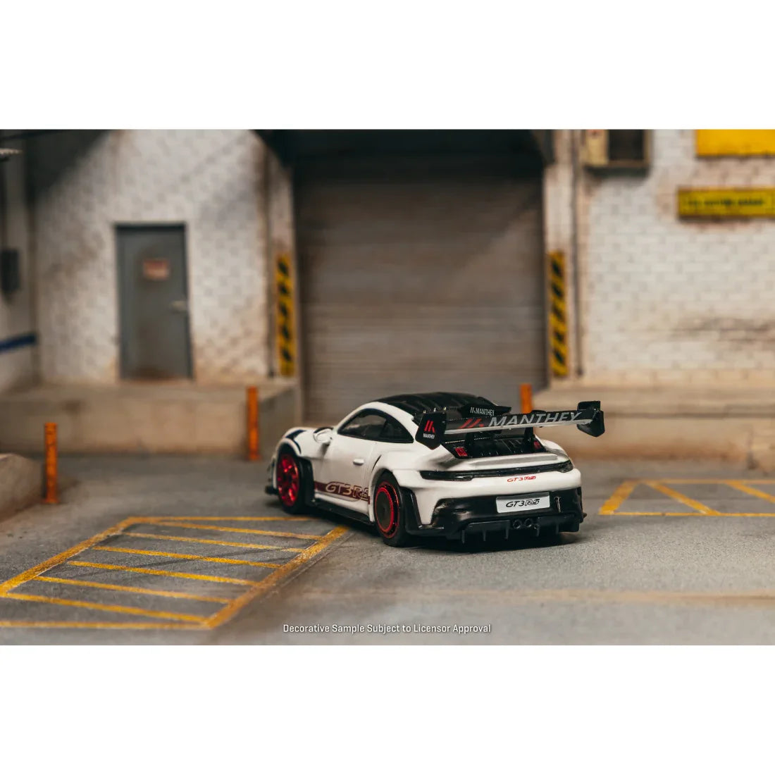 *PRE-ORDER* Porsche GT3RS (992.1) MR (White Red) Exclusive Color, 1:64 Scale