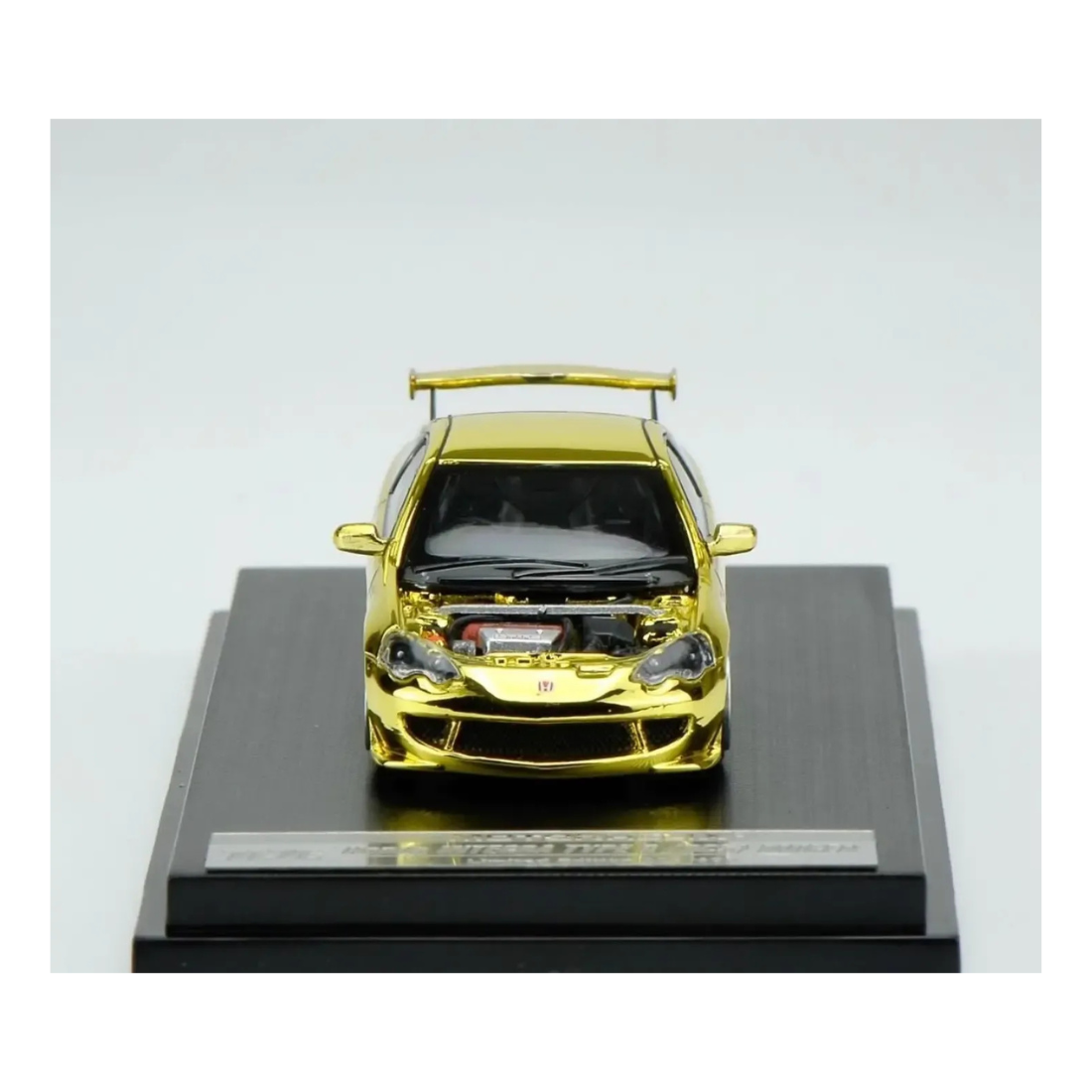 *TDE 2026* 1:64 Honda Integra Type R (Limited to 699 Sets), 1:64 Scale (Gold Chrome)