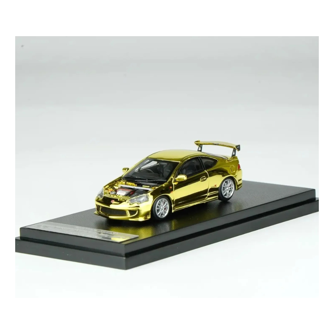*TDE 2026* 1:64 Honda Integra Type R (Limited to 699 Sets), 1:64 Scale (Gold Chrome)