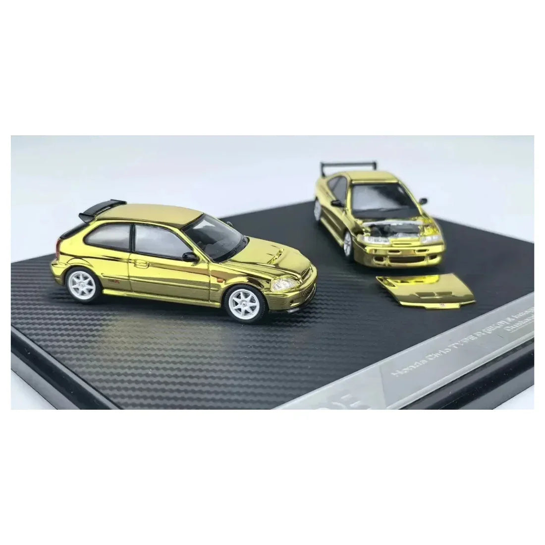 Premium scale diecast model car – *TDE 2026* Honda Civic Type R (EK9) & Integra Type R (Mugen) Twin Set (Limited to 299 Sets), 1:64 Scale (Gold Chrome) Collectible