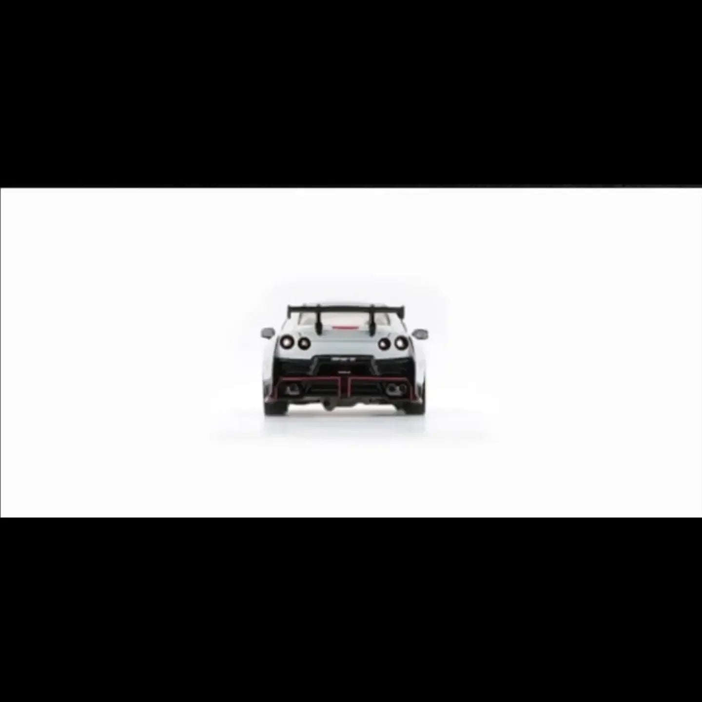 Premium scale diecast model car – *TMCS 2026* Top Secret 35GT-R White Pearl Matte with Carbon Bonnet, 1:64 Scale Collectible