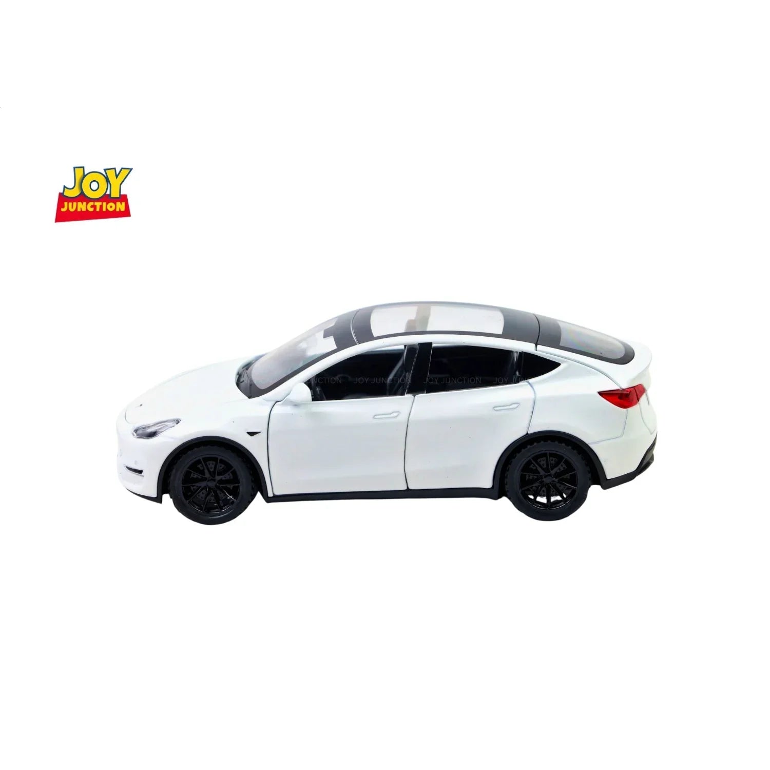 Premium scale diecast model car – Tesla Model Y Pullback Toy Car - Light, Sound with Openable Doors, 1:32 Scale (White) Collectible