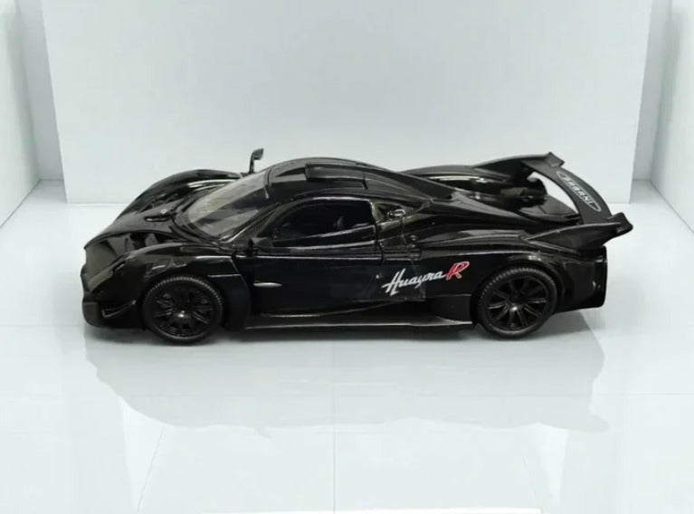 Premium scale diecast model car – Pagani Huayra R, 1:32 Scale (Black) Collectible