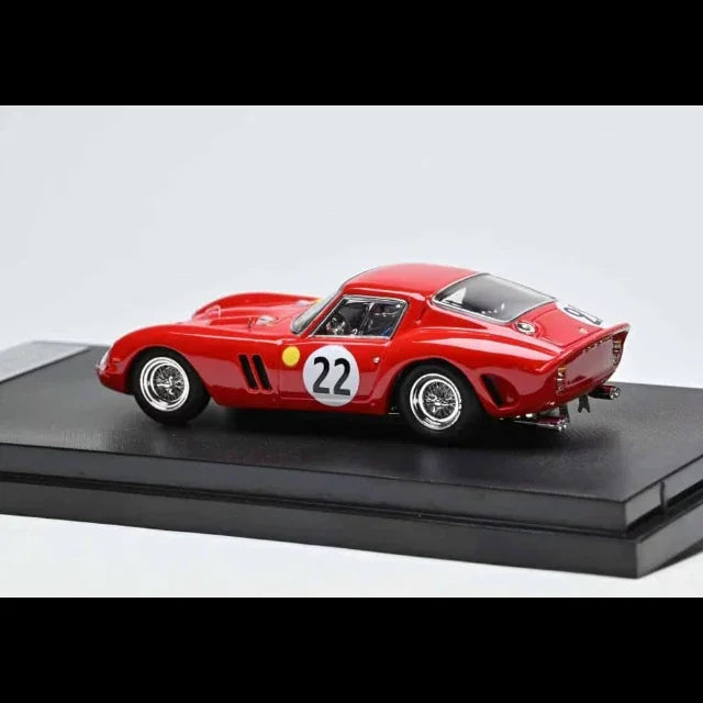 *PRE-ORDER* Ferrari 250 GTO Rosso Corsa #22 Livery (Equipe Nationale Belge 1962 Le Mans 24 Hrs), 1:64 Scale (Red)