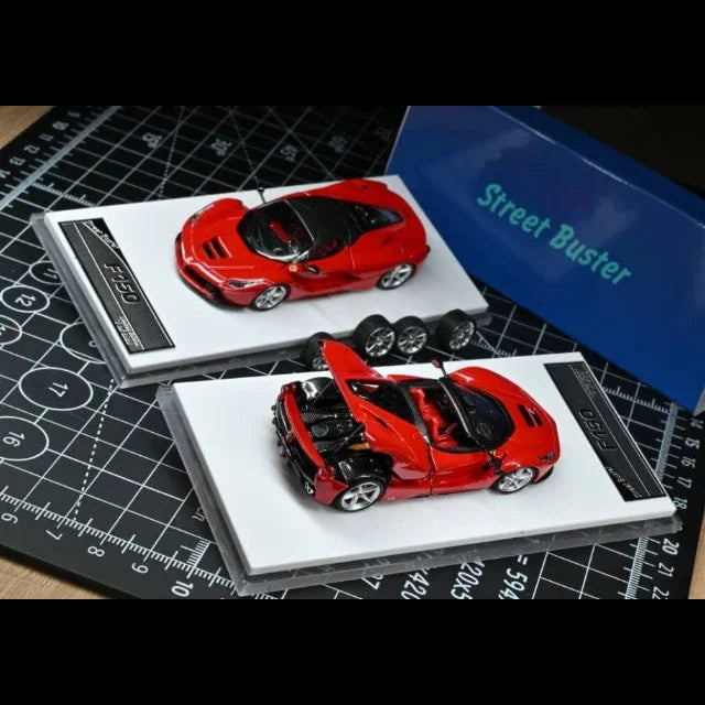 Laferrari Aperta (F150) Rosso Corsa, 1:64 Scale