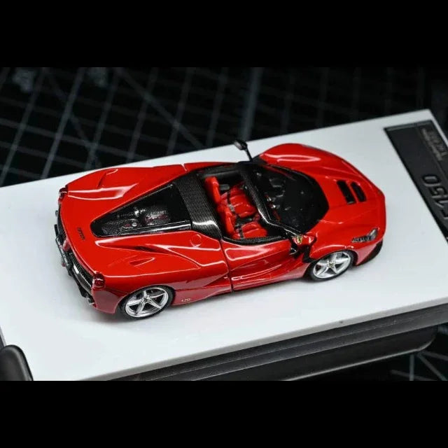Laferrari (F150) Rosso Corsa Coupe, 1:64 Scale