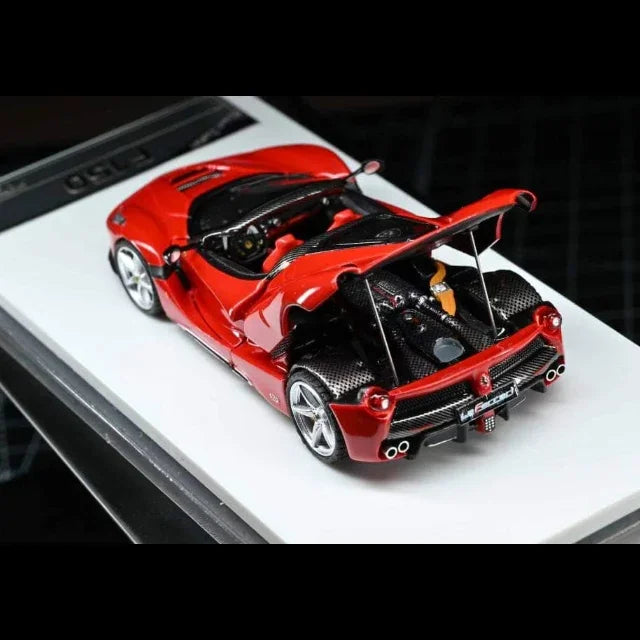 Laferrari Aperta (F150) Rosso Corsa, 1:64 Scale