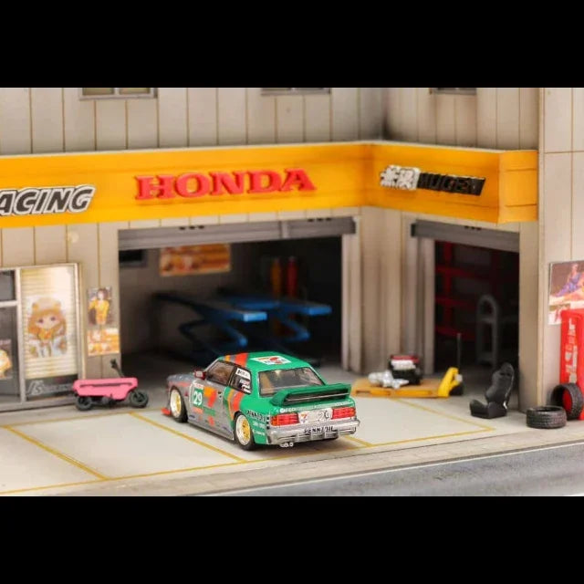 *PRE-ORDER* BMW M3 E30 RAW 7-Eleven Livery, 1:64 Scale