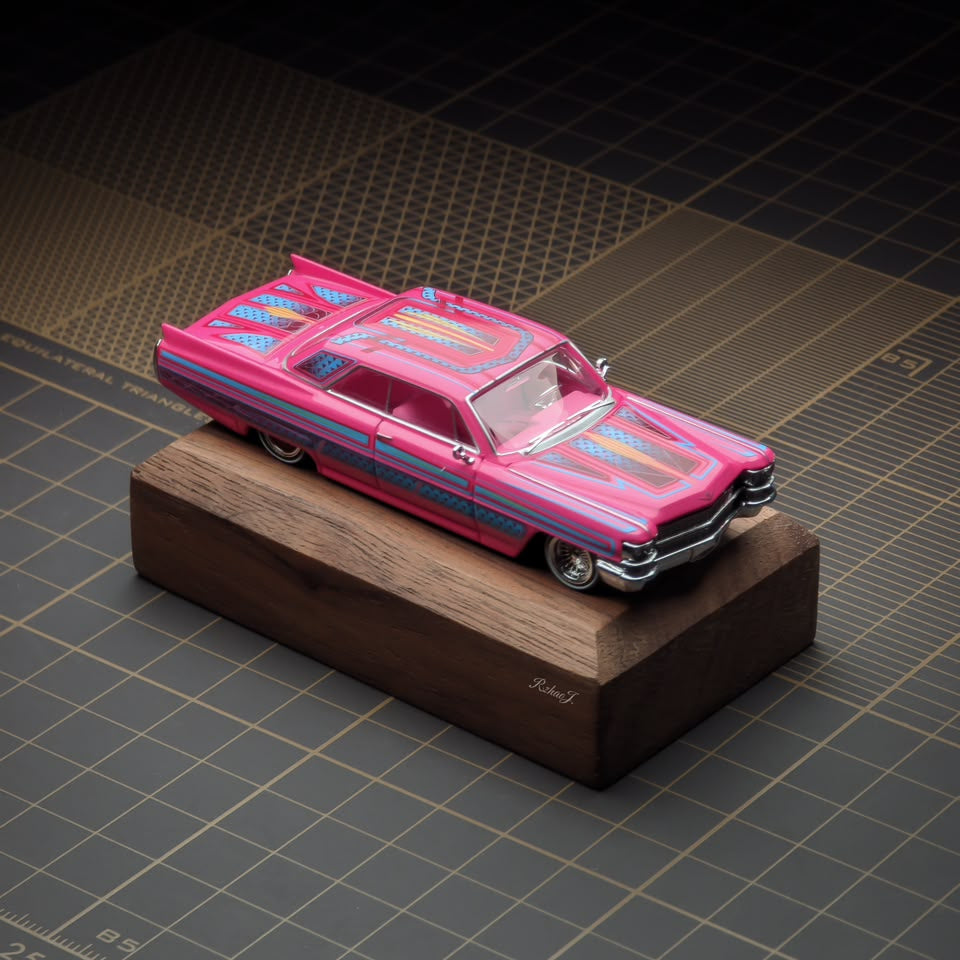*PRE-ORDER* Cadillac DeVille Coupe Jump Car Metallic pink ribbon with flowers 1964, 1:64 Scale