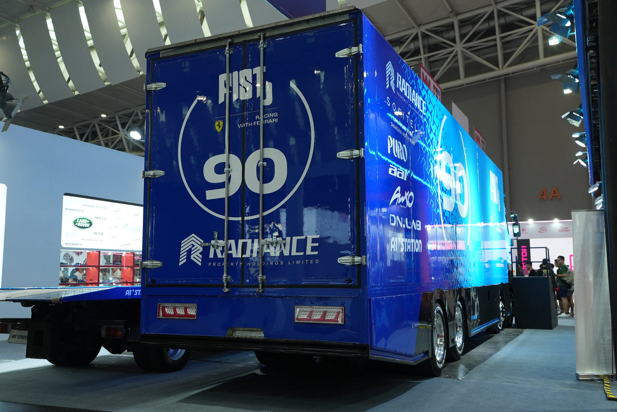 *PRE-ORDER* FIST Team Hino 300 Custom Drop-Bed Car Carrier (LHD), 1:64 Scale