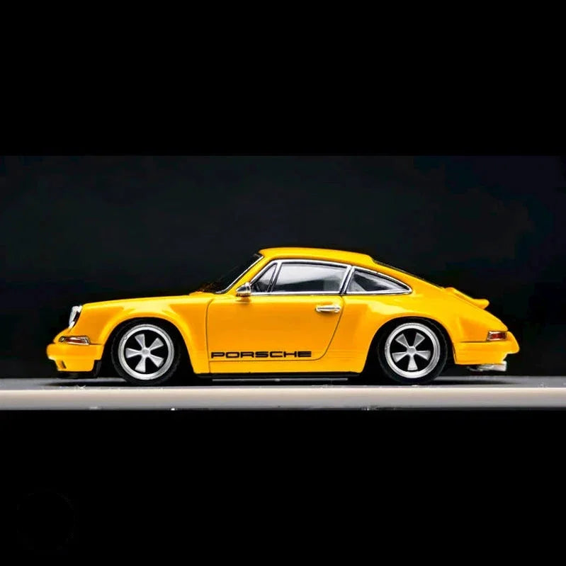 Premium scale diecast model car – Porsche 911 Carrera RS 2.7 (1973) (Ducktail Version) Limited to 999, 1:64 Scale (Yellow) Collectible