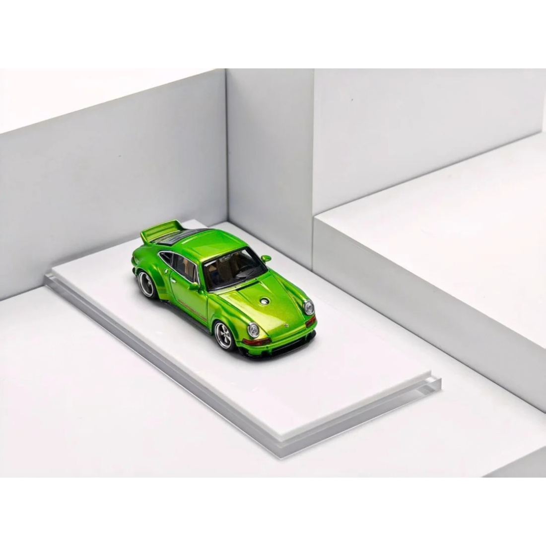 Porsche Singer DLS, 1:64 Scale (Metallic Apple Green)