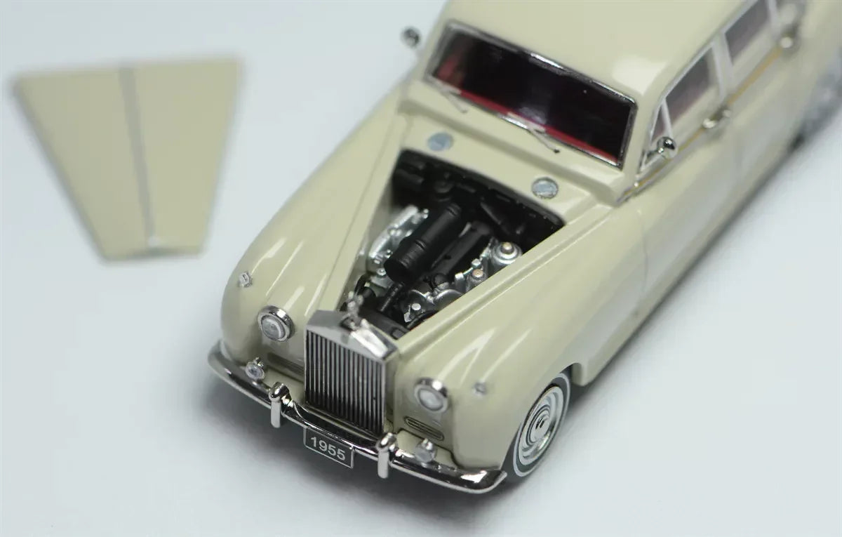 Premium scale diecast model car – Rolls Royce Silver Cloud 1955, 1:64 Scale (Ivory) Collectible